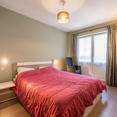 Apartment Neptune Gv02 With Location On The *