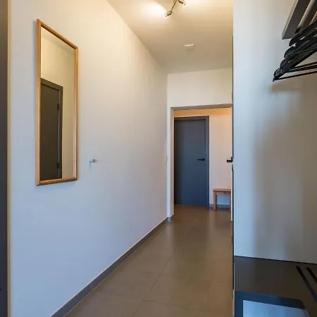 Neptune Gv02 With Location On The Apartment